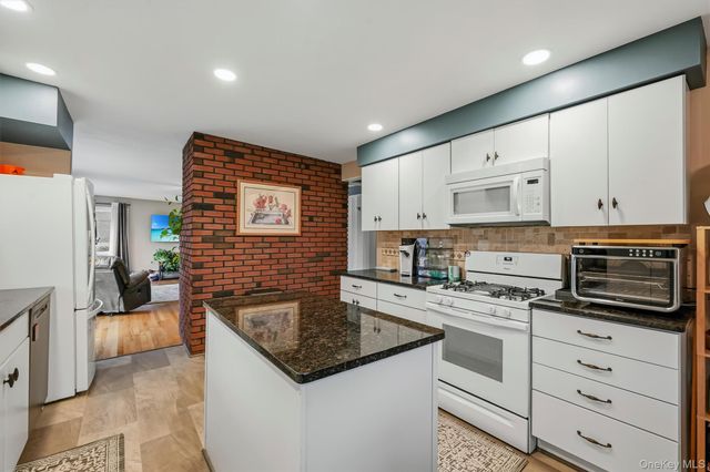 28 Maple Avenue, Goshen, NY 10924