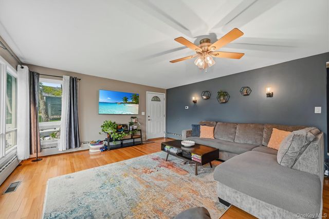 28 Maple Avenue, Goshen, NY 10924