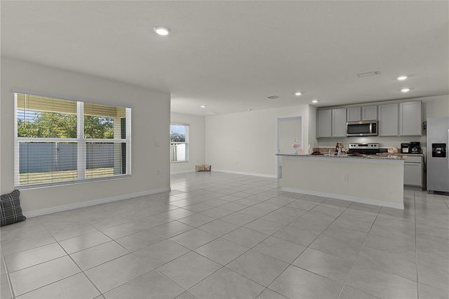 8661 TRIUMPH CIRCLE, Wildwood, FL 34785