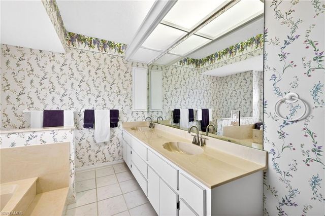 966 Sand Castle RD, Sanibel, FL 33957