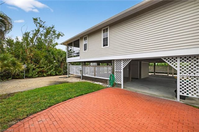 966 Sand Castle RD, Sanibel, FL 33957