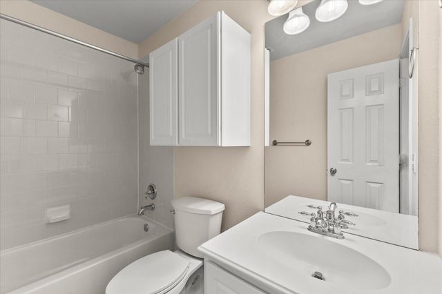 730 Monterey Drive, Rockwall, TX 75087