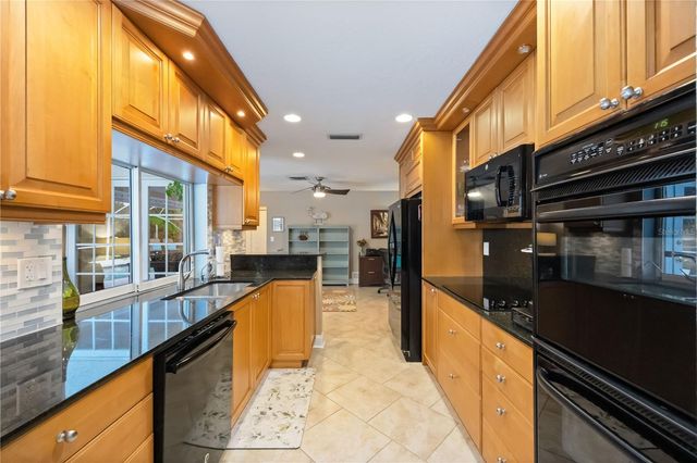 3619 PEMBROOK DRIVE, Sarasota, FL 34239