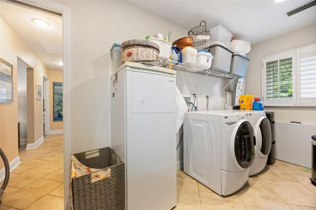 3619 PEMBROOK DRIVE, Sarasota, FL 34239