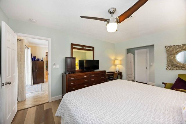 3619 PEMBROOK DRIVE, Sarasota, FL 34239