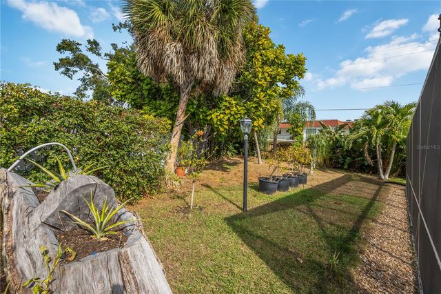 3619 PEMBROOK DRIVE, Sarasota, FL 34239