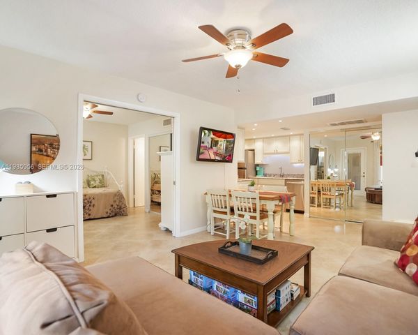 614 Executive Center Dr 102, West Palm Beach, FL 33401