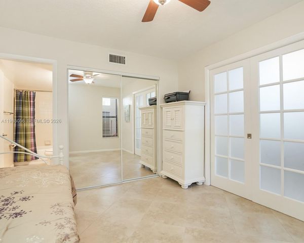 614 Executive Center Dr 102, West Palm Beach, FL 33401