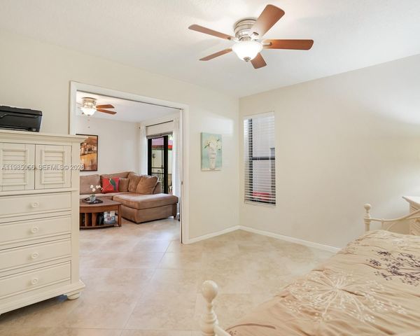 614 Executive Center Dr 102, West Palm Beach, FL 33401