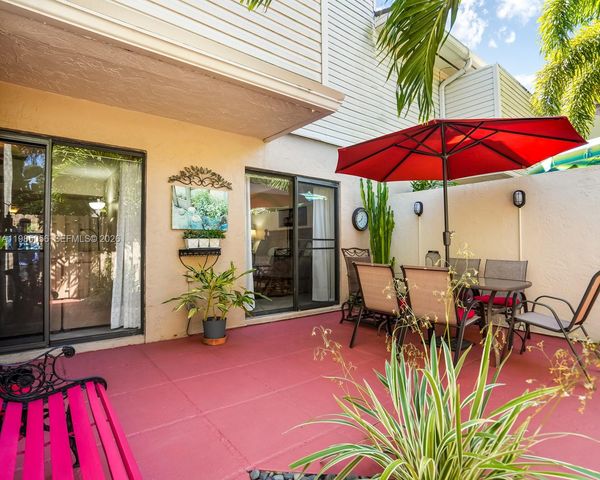 614 Executive Center Dr 102, West Palm Beach, FL 33401