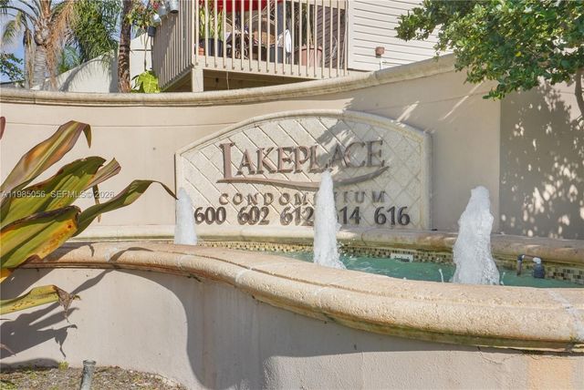 614 Executive Center Dr 102, West Palm Beach, FL 33401