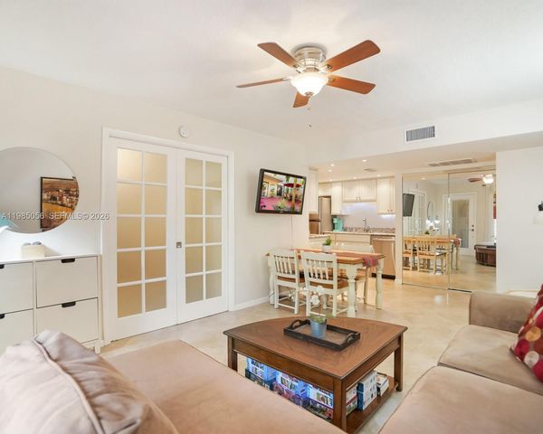 614 Executive Center Dr 102, West Palm Beach, FL 33401