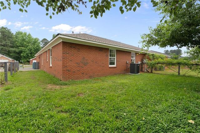 27 Westbury Drive NW, Rome, GA 30165