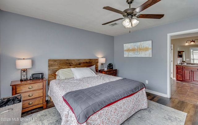 125 Whispering Oaks Crossing, Pearl, MS 39208