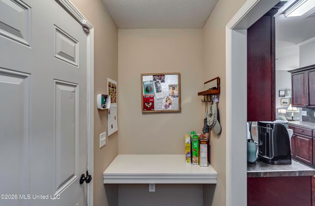 125 Whispering Oaks Crossing, Pearl, MS 39208