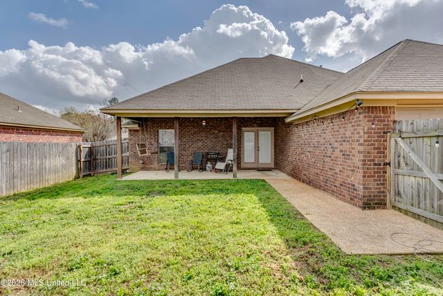 125 Whispering Oaks Crossing, Pearl, MS 39208