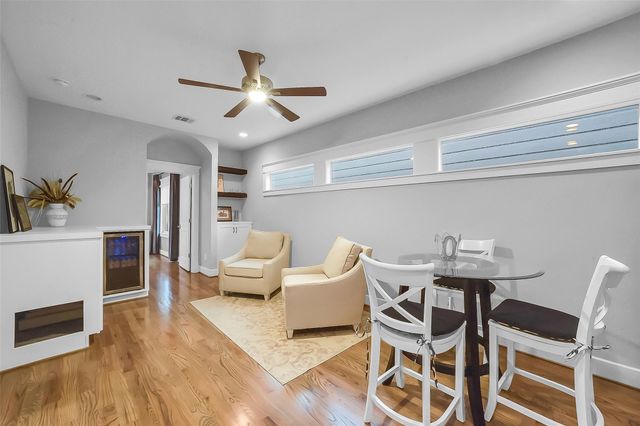 310 W 18th Street, Houston, TX 77008