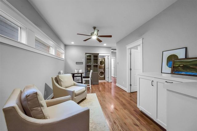310 W 18th Street, Houston, TX 77008