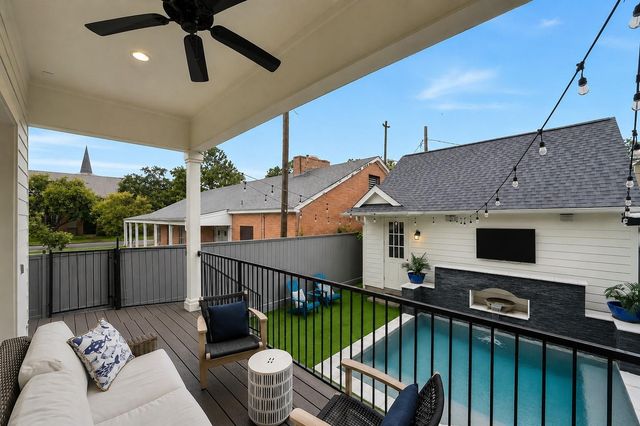 310 W 18th Street, Houston, TX 77008