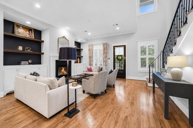 310 W 18th Street, Houston, TX 77008