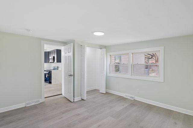 6347 S Kenneth Avenue, Chicago, IL 60629