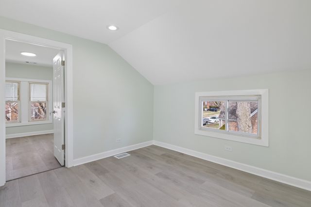 6347 S Kenneth Avenue, Chicago, IL 60629