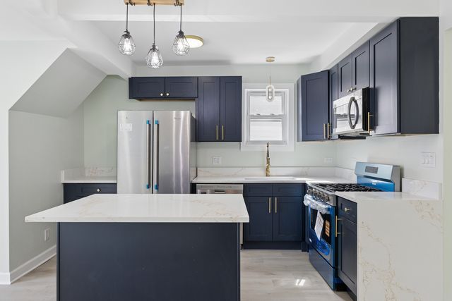 6347 S Kenneth Avenue, Chicago, IL 60629