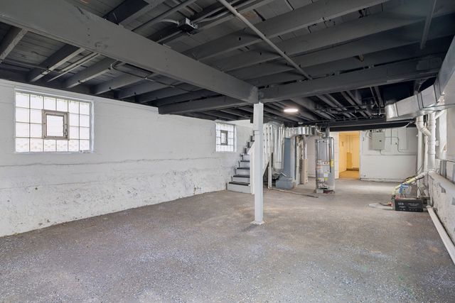 6347 S Kenneth Avenue, Chicago, IL 60629