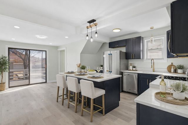 6347 S Kenneth Avenue, Chicago, IL 60629