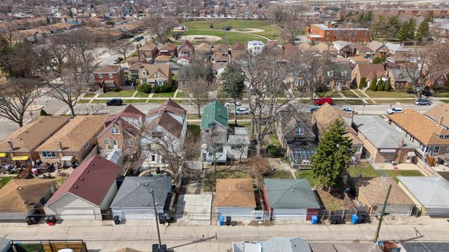 6347 S Kenneth Avenue, Chicago, IL 60629