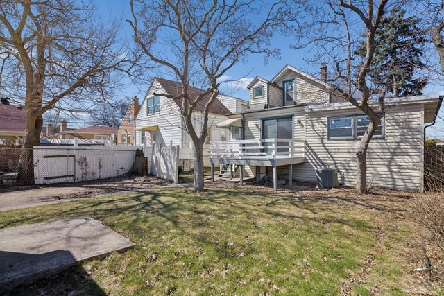 6347 S Kenneth Avenue, Chicago, IL 60629