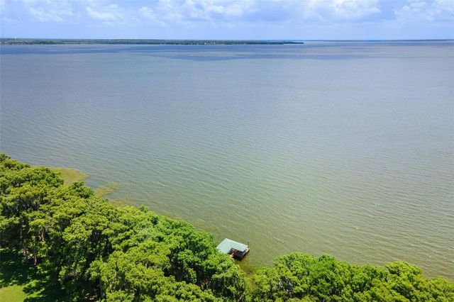 29205 S CORLEY ISLAND ROAD, Leesburg, FL 34748