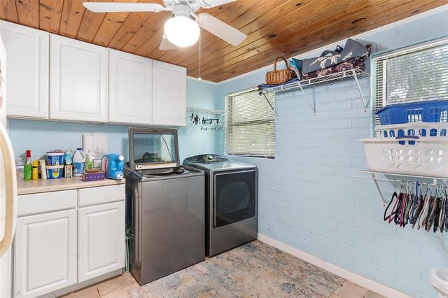 29205 S CORLEY ISLAND ROAD, Leesburg, FL 34748