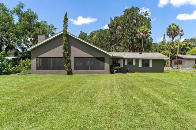 29205 S CORLEY ISLAND ROAD, Leesburg, FL 34748