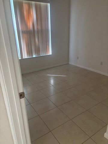 3557 Forest Hill Boulevard 49, Palm Springs, FL 33406