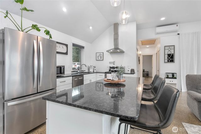 7393 Hannegan Road, Lynden, WA 98264