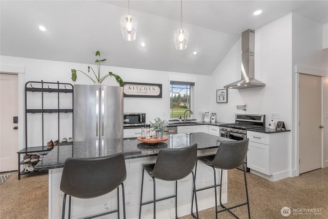 7393 Hannegan Road, Lynden, WA 98264