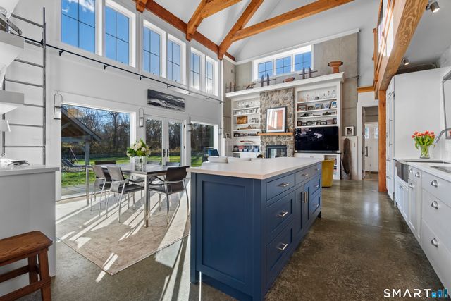 54 Barnes Road, Stonington, CT 06378