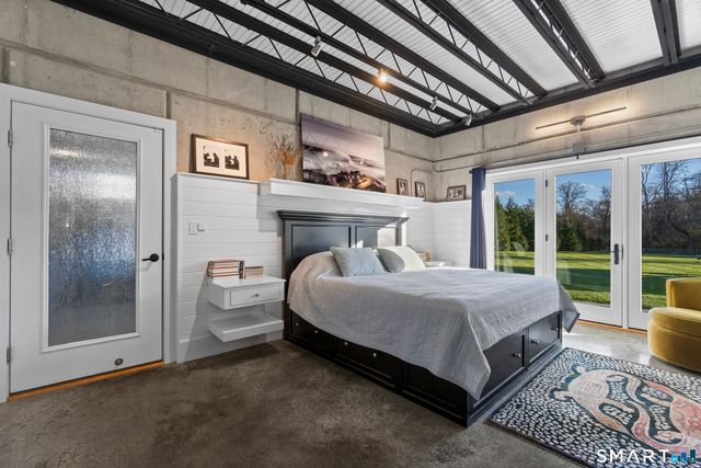 54 Barnes Road, Stonington, CT 06378