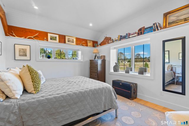 54 Barnes Road, Stonington, CT 06378