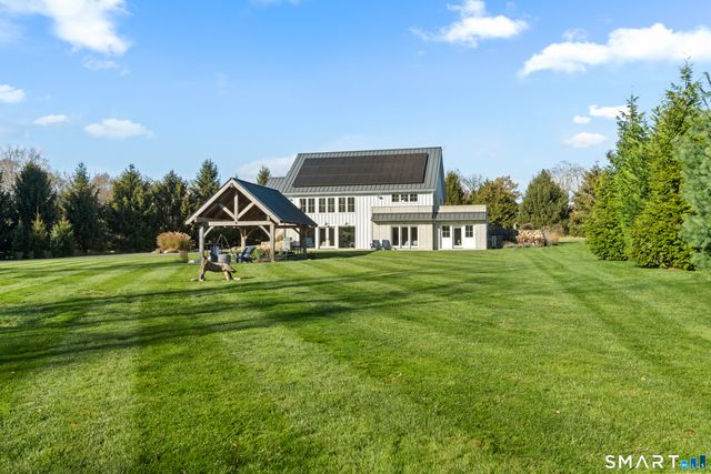 54 Barnes Road, Stonington, CT 06378