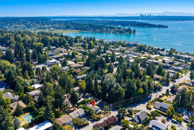10603 NE 60th Street, Kirkland, WA 98033