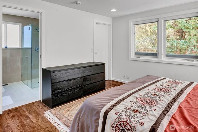 10603 NE 60th Street, Kirkland, WA 98033