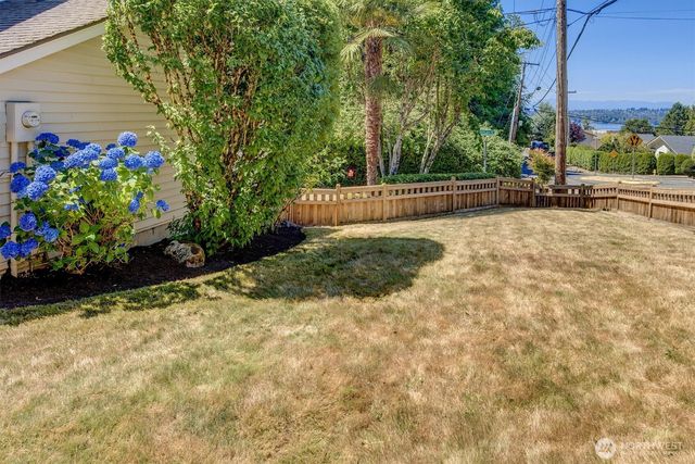 10603 NE 60th Street, Kirkland, WA 98033