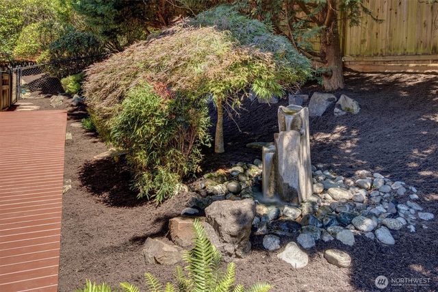 10603 NE 60th Street, Kirkland, WA 98033