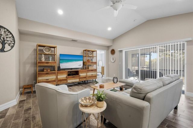 106 RED CEDAR PARK, Rotonda West, FL 33947