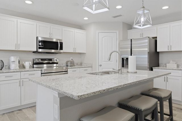 106 RED CEDAR PARK, Rotonda West, FL 33947