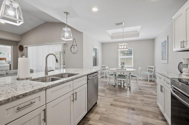 106 RED CEDAR PARK, Rotonda West, FL 33947