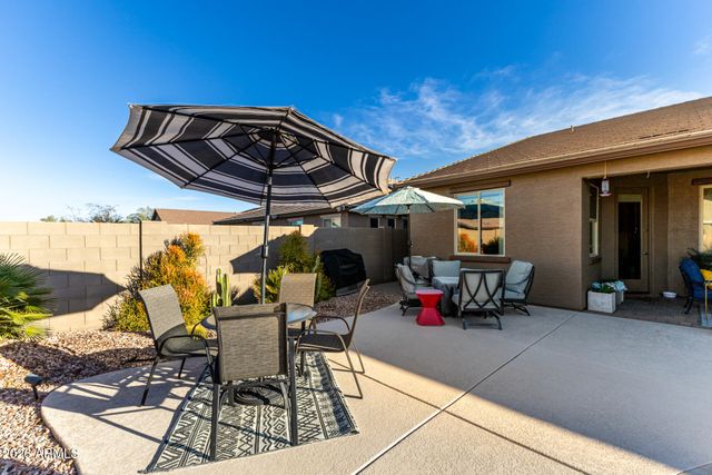 18834 W YUCATAN Drive, Surprise, AZ 85388