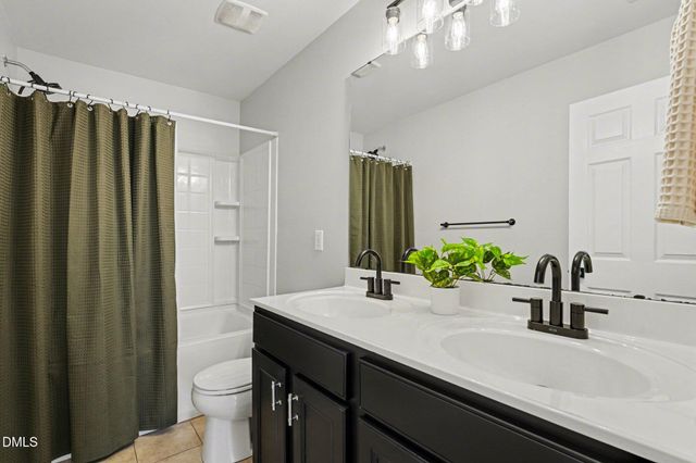 704 Stackhurst Way, Wake Forest, NC 27587